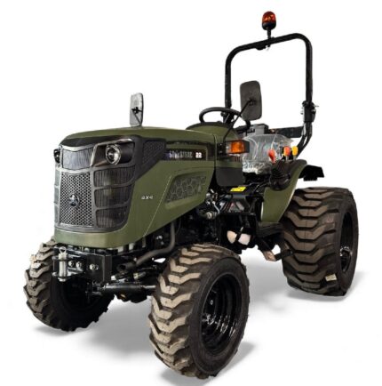 Startrac 22 Kleintraktor Nato-Grün mit Industriebereifung – 22 PS Kompakttraktor mit Allrad